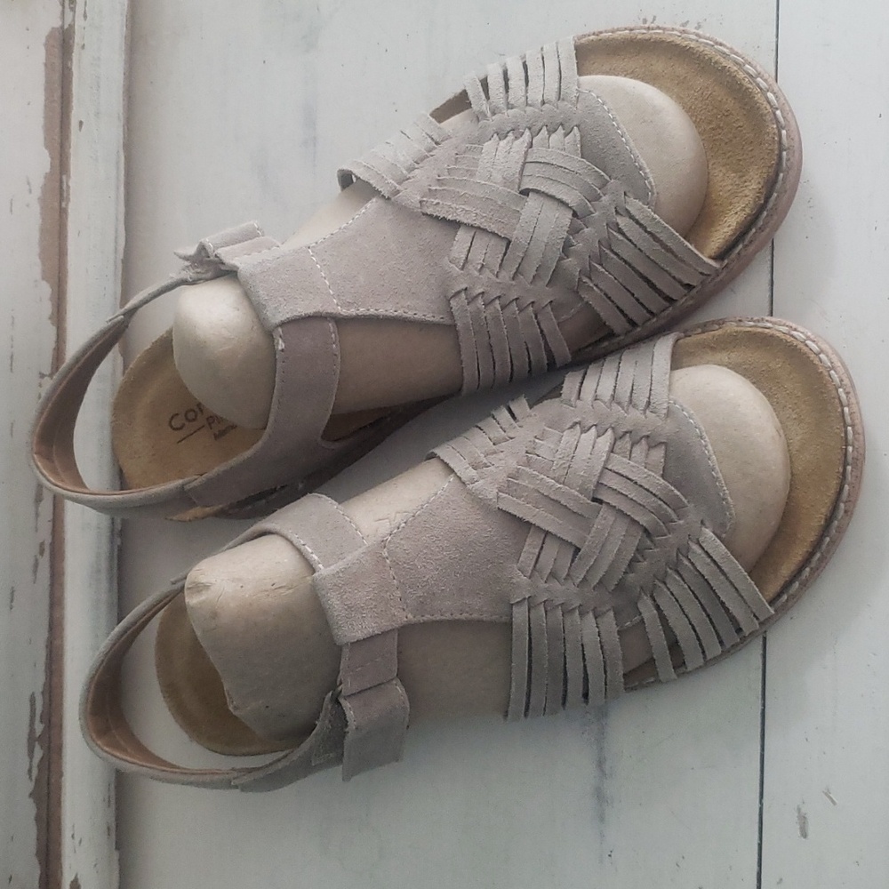 Comfortiva suede sandals / 8.5 - Picture 2 of 9